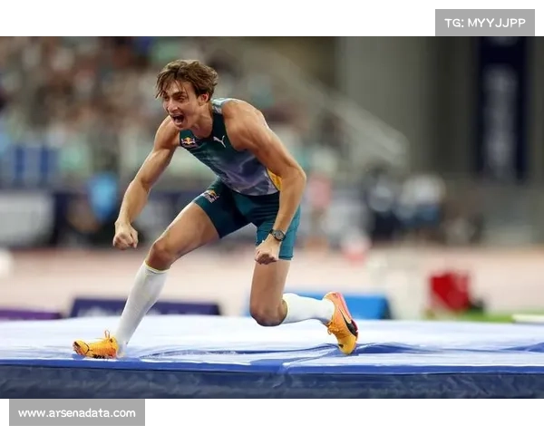 世界田联钻石联赛：杜普兰蒂斯打破撑杆跳世界纪录